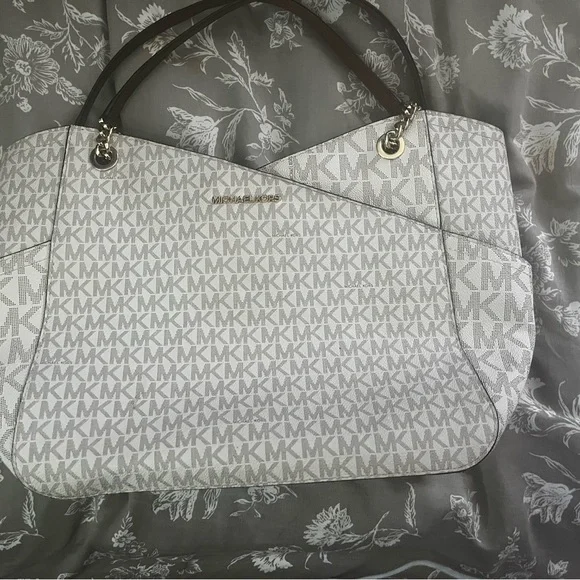 Michael Kors Monogram White and Gray Tote - Picture 1 of 3
